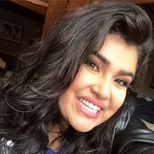 Meet your Posher, Olivia danielle